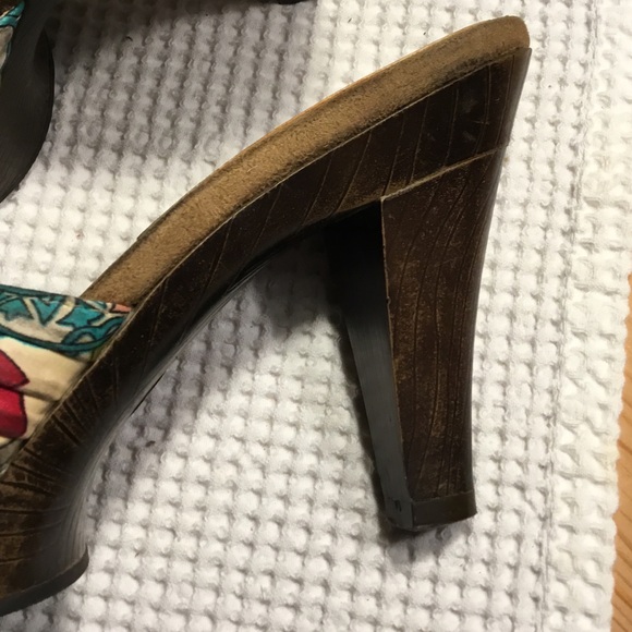 Xhilaration Shoes Womens 7.5 Platform Sandles High Heel Wooden Cloth Colorful - Picture 5 of 9